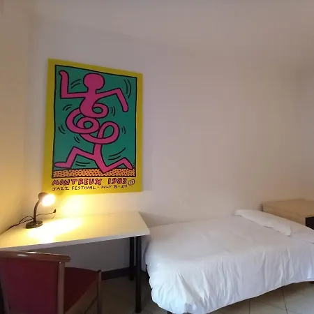 Guicciardini Second Floor Apartment Florence